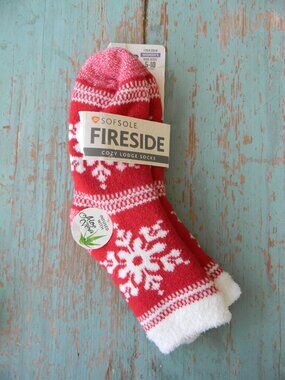 NEW SOFSOLE FIRESIDE COZY LODGE SOCKS INFUSED W/ALOE VERA RED/WHITE SZ 5-10